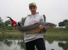 Simona e lo Storione da 16.750kg